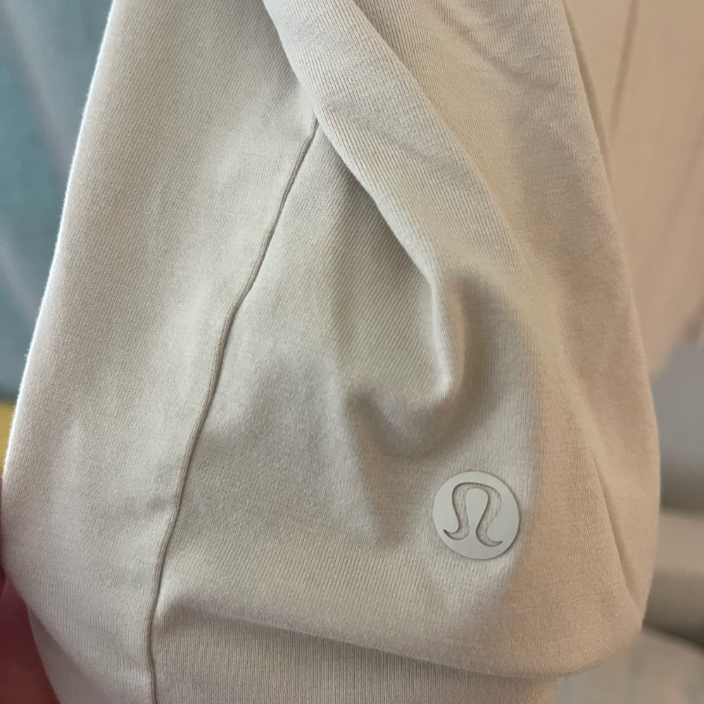 Lululemon Tee - Picture 3 of 3